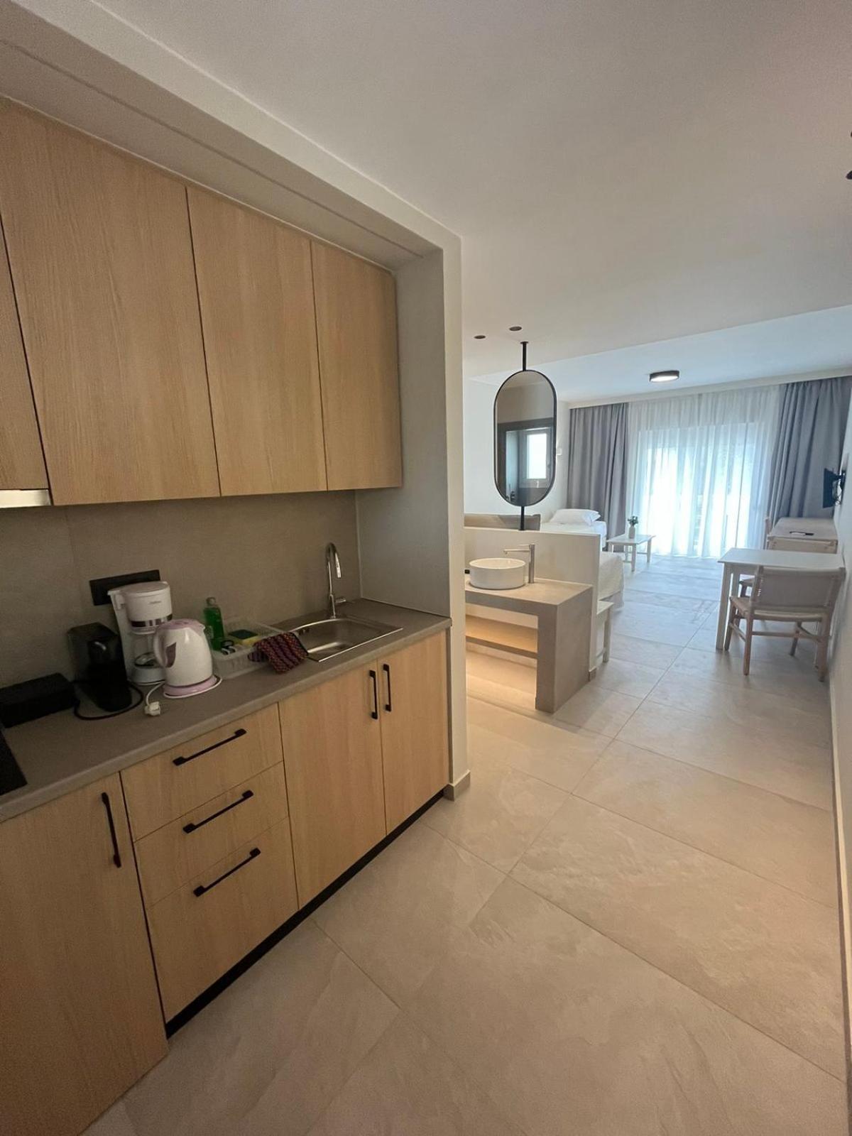 פליאוחורה Mediterranean Sea Top Floor מראה חיצוני תמונה