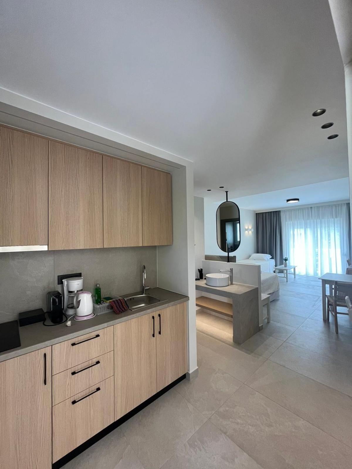 פליאוחורה Mediterranean Sea Top Floor מראה חיצוני תמונה