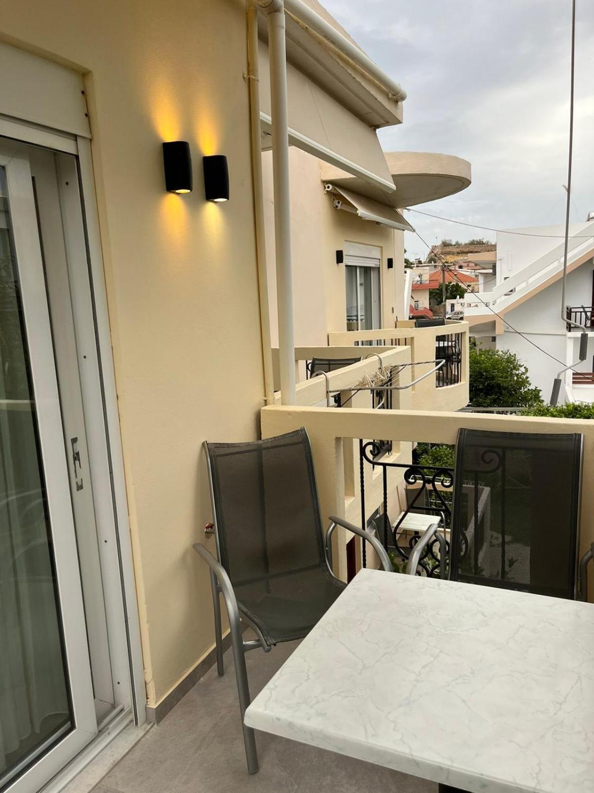 פליאוחורה Mediterranean Sea Top Floor מראה חיצוני תמונה