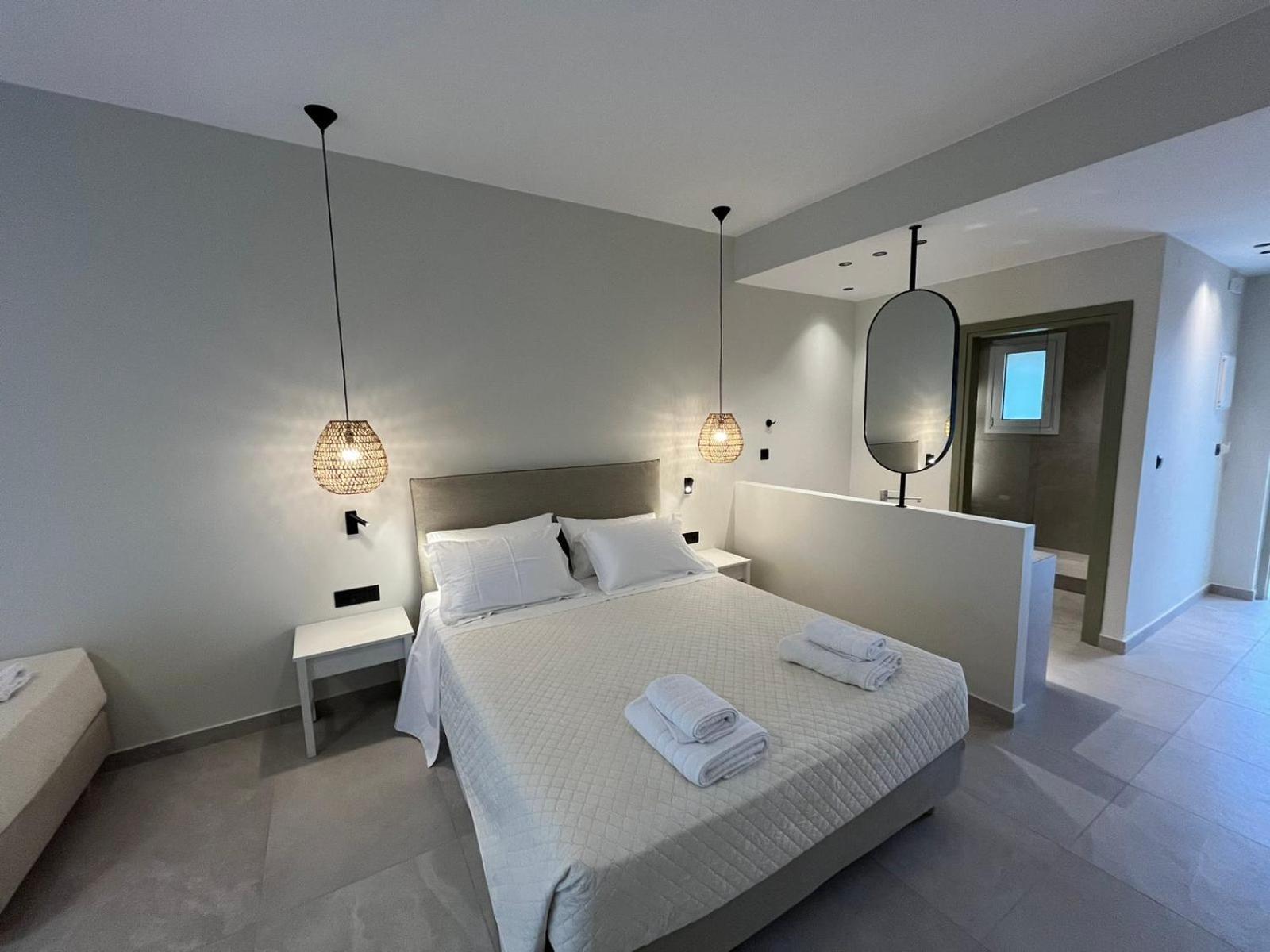 פליאוחורה Mediterranean Sea Top Floor מראה חיצוני תמונה