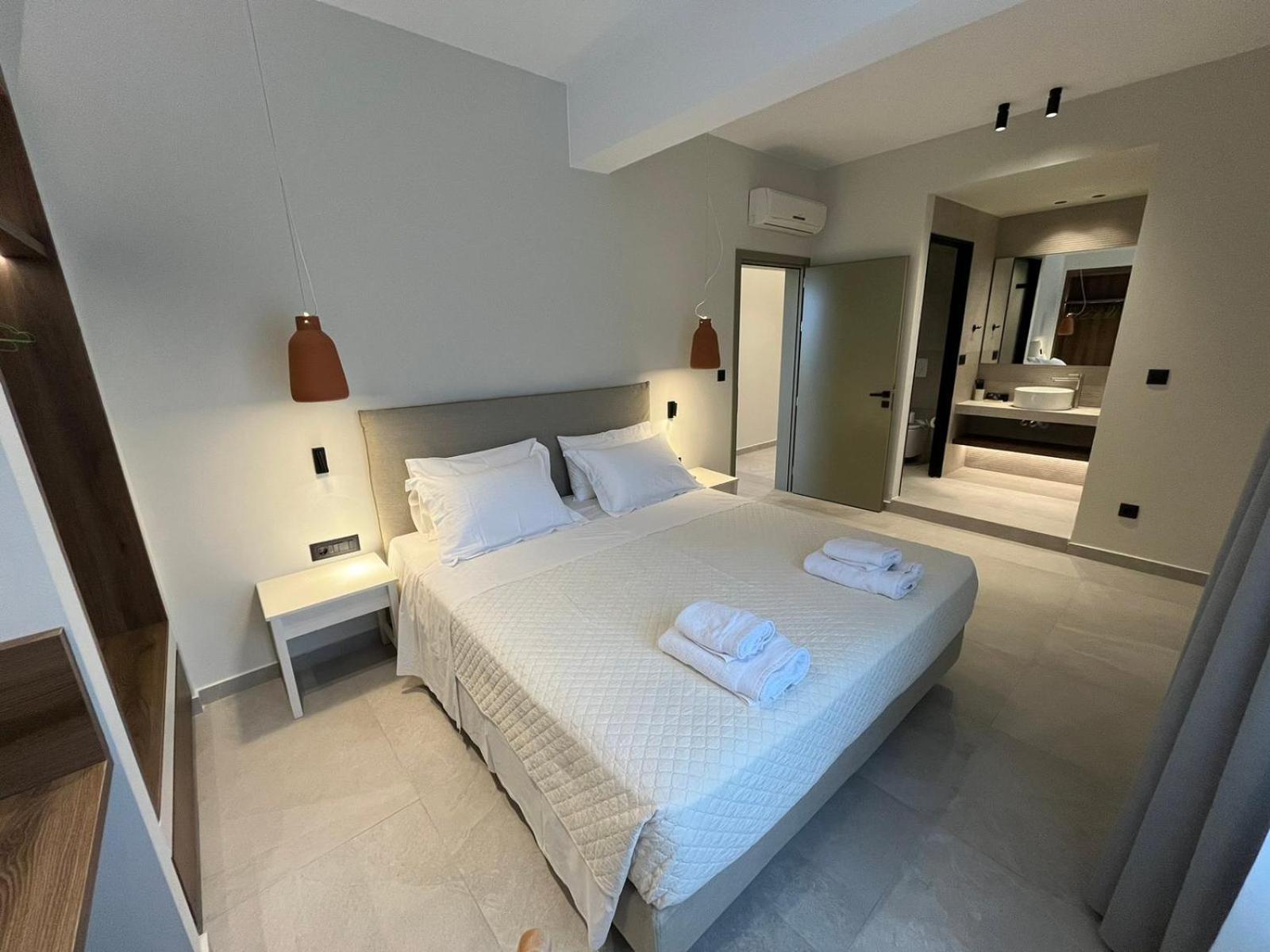 פליאוחורה Mediterranean Sea Top Floor מראה חיצוני תמונה