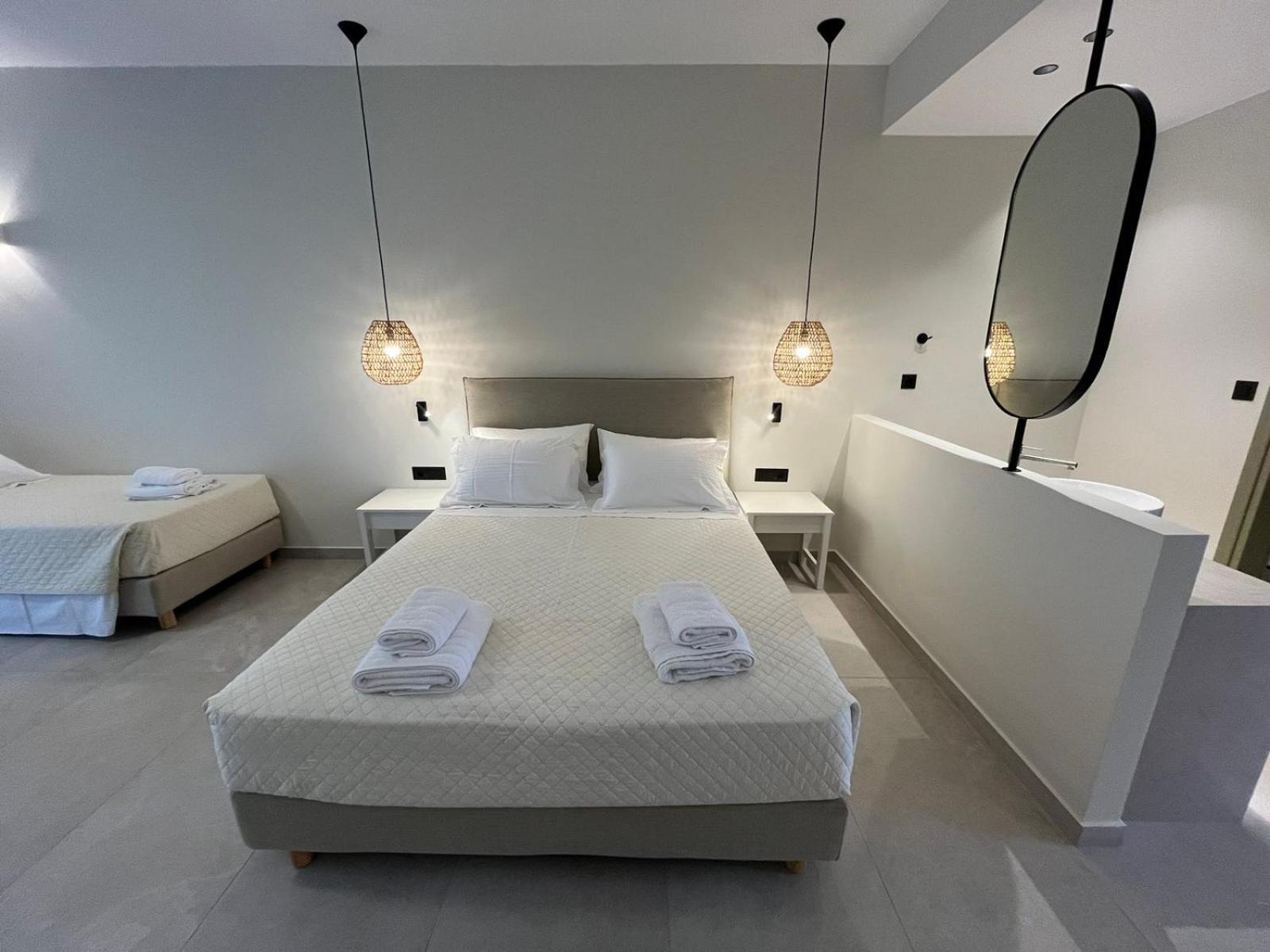 פליאוחורה Mediterranean Sea Top Floor מראה חיצוני תמונה