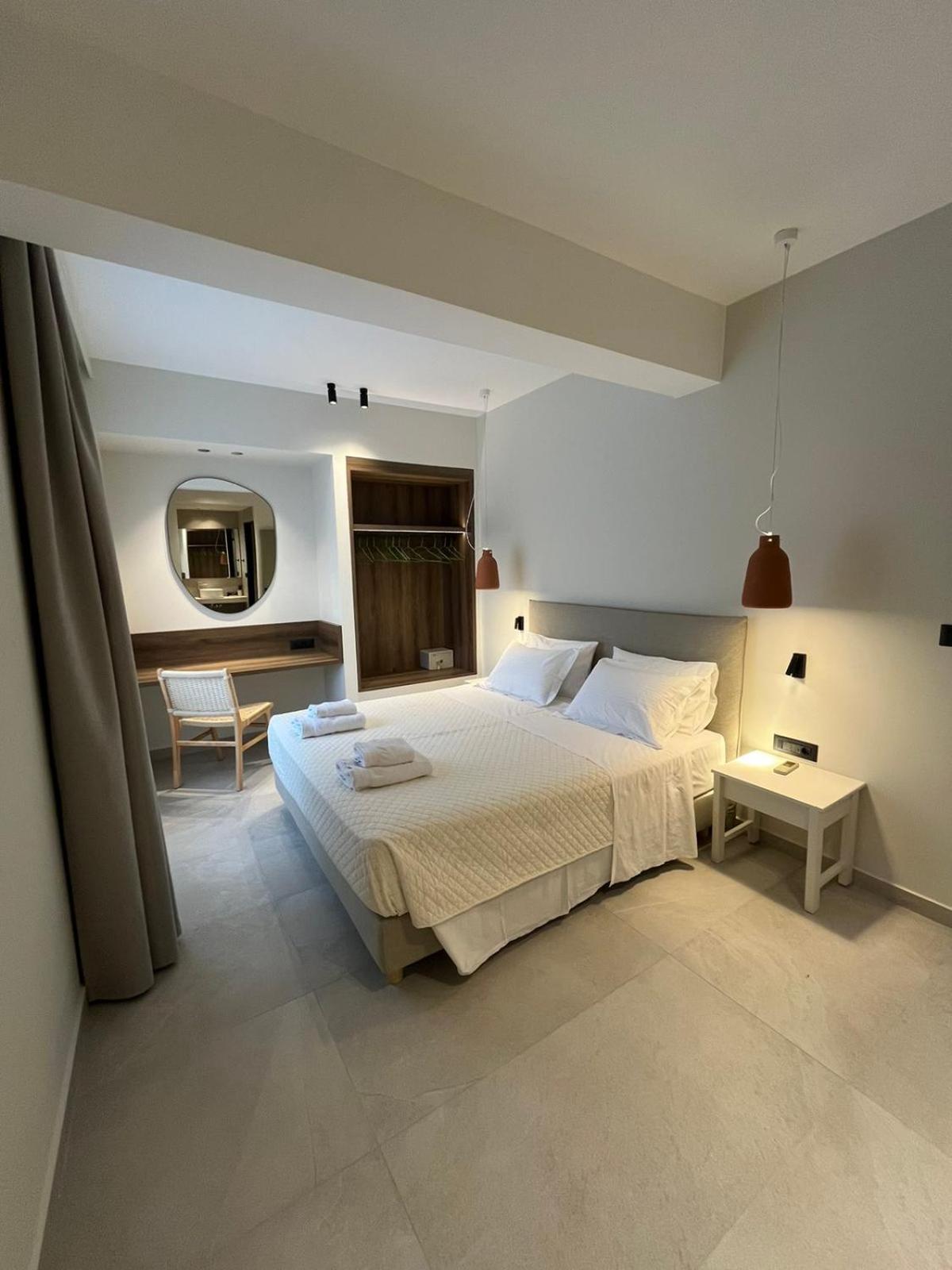 פליאוחורה Mediterranean Sea Top Floor מראה חיצוני תמונה