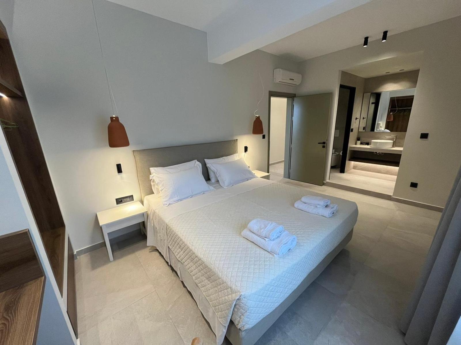 פליאוחורה Mediterranean Sea Top Floor מראה חיצוני תמונה