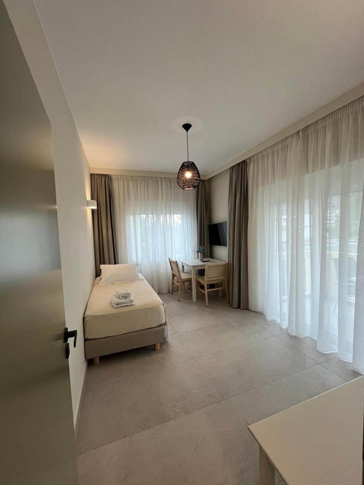 פליאוחורה Mediterranean Sea Top Floor מראה חיצוני תמונה