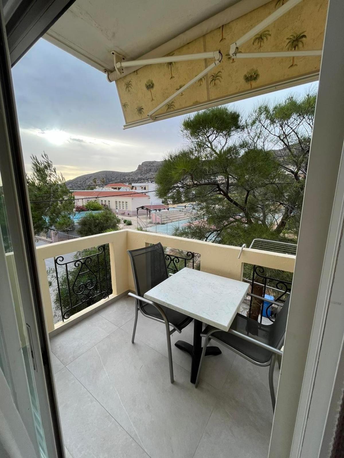 פליאוחורה Mediterranean Sea Top Floor מראה חיצוני תמונה